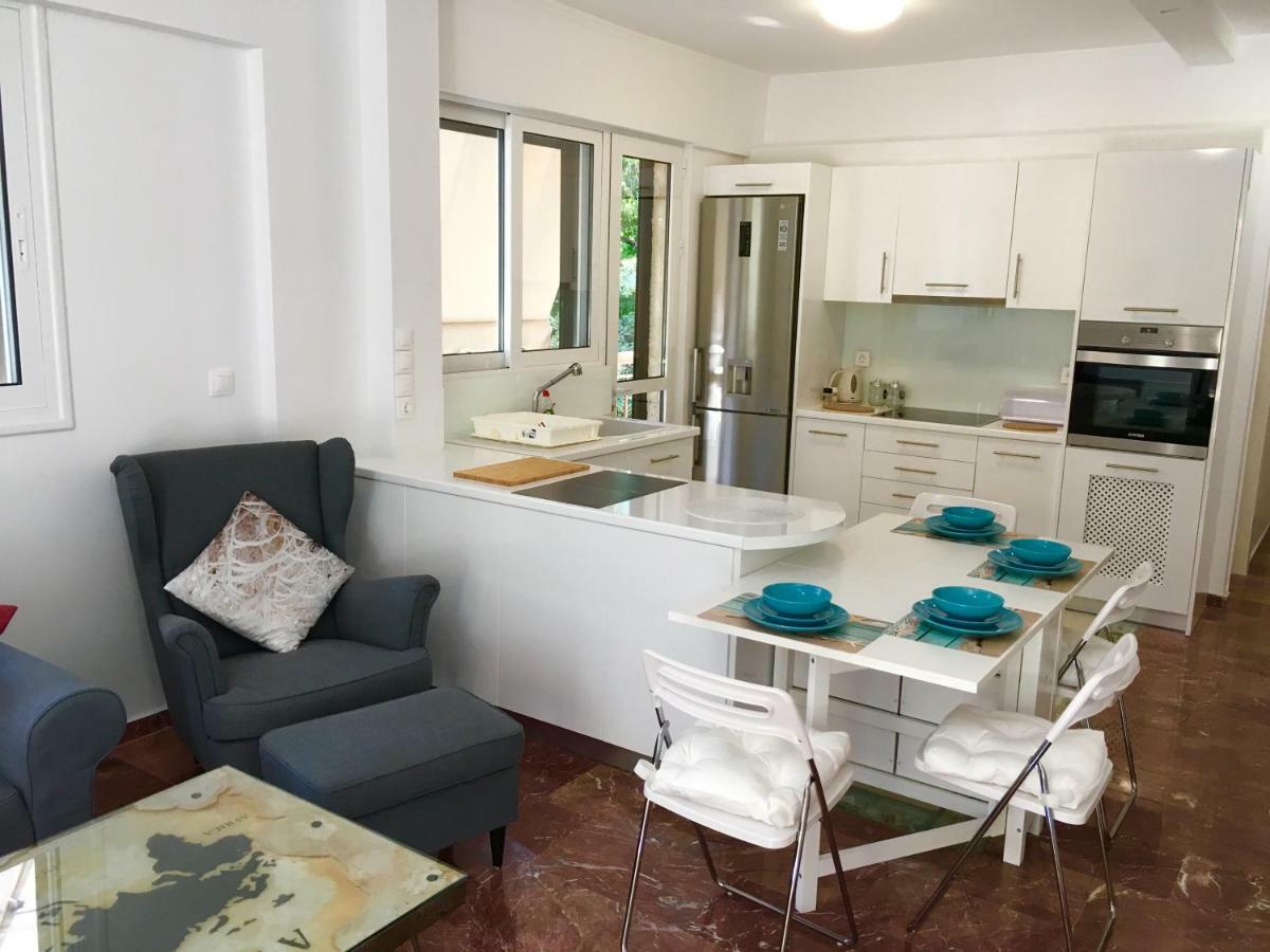 Sea Star Luxury Apartment Atenas Exterior foto